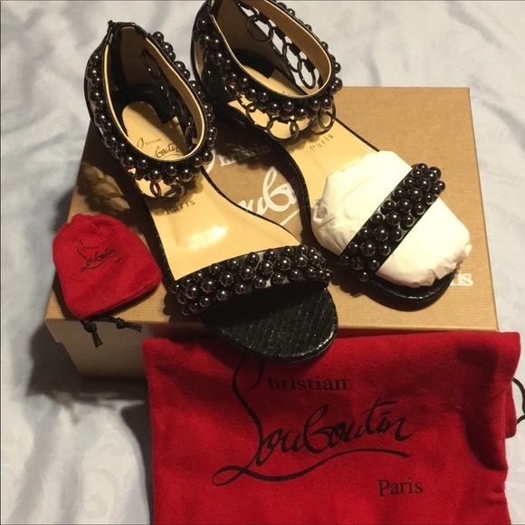 NIB Christian Louboutin flats 39 - Picture 2 of 5